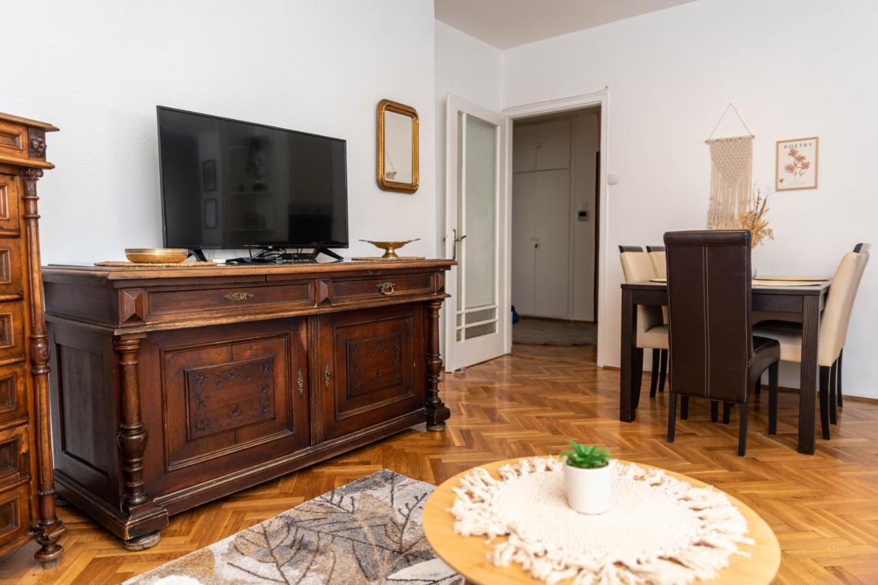 Ferienwohnung Sweet House Parlament Belgrad Exterior foto