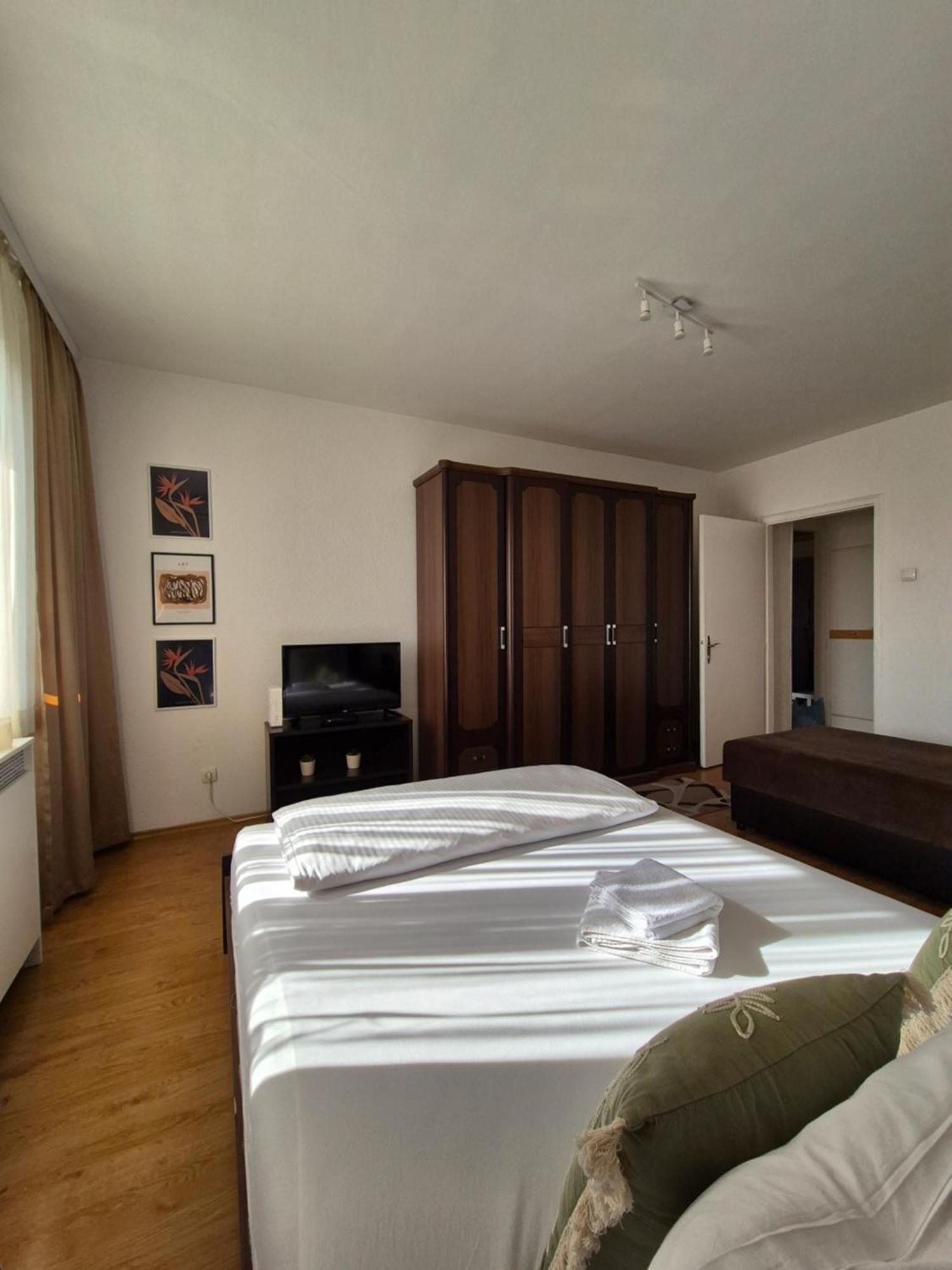 Ferienwohnung Sweet House Parlament Belgrad Exterior foto